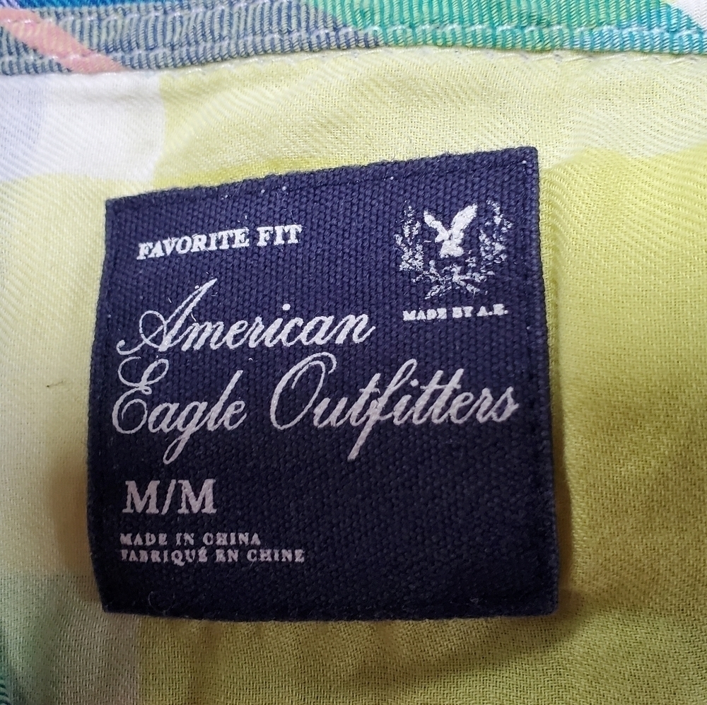 Aeo Favorite Tee Buttondown Long Sleeve Medium - Picture 6 of 6